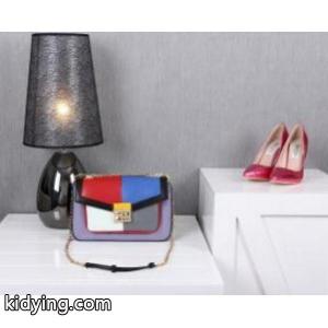 可愛い　fendi コピー　フェンデイ　レディース　ショルダーバッグ　チェーンストラップkidying26XnGPfq
