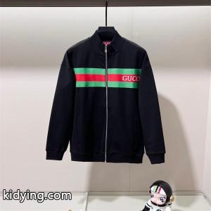 グッチ コピー コピー 2026秋冬 大人モード ブラック gucci コピー ロゴライン ジップアップジャケットkidying26jqeuqu