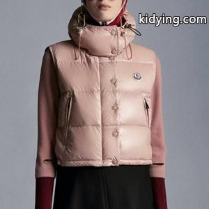 超人気美品moncler スーパーコピー モンクレール スーパーコピー 偽物 女性用ダウンベスト ショート 大人のおしゃれに 多色可選kidying26yuaSbq
