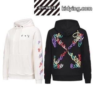 今年らしいトレンド感のあるOff-white コピーブランド オフホワイト コピーブランドコピーパーカー 男女兼用 落ち着いたコーデが楽しもうkidying26S19zyC