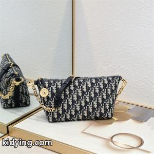 人気 ショルダーバッグ チェーン付き コンパクト dior コピー ディオール コピー コピーkidying261vWveC