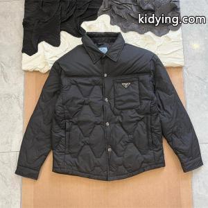 冬モデル prada コピー プラダ コピー コピー ダウンジャケット ライトグレー 希少 入手困難kidying26vCqOny