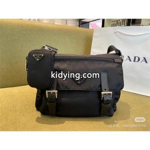コンパクト 実用的な メッセンジャーバッグ ブラック 限定モデル prada ブランド コピー プラダ ブランド コピー コピーkidying26vqWb0j