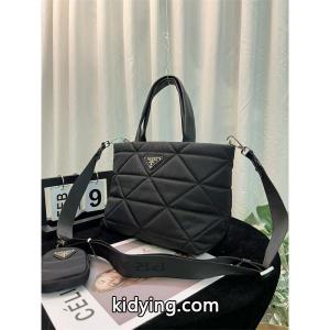 シンプル 上品な prada スーパーコピー プラダ スーパーコピー コピー キルティング トートバッグ ブラック ベストセラーkidying26C41vKn