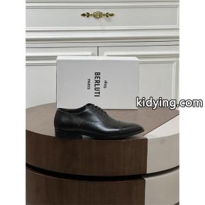 都会派 レザー シューズ 2026新作 限定入荷 快適 Berluti ベルルッティ コピーkidying26zSD0vy