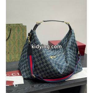 大容量&&gucci コピー LaFamigliaシリーズHobo 男女兼用上品グッチ コピーショルダーバッグコピーkidying2689ruai