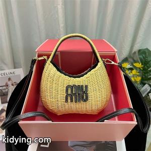 ジップアップ フードパーカー 裏起毛 ストリート fendi コピー フェンディ コピー コピーkidying26nCae8z