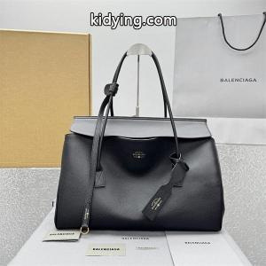 最新☆バレンシアガ ブランド コピーハンドバッグスーパーコピーbalenciaga ブランド コピー CarryAll人気ランキング大容量kidying26855nKf