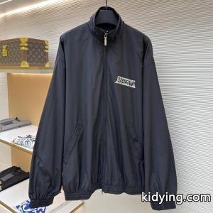話題集中 ミニマル映え balenciaga コピーブランド バレンシアガ コピーブランド コピー 2026新作 軽量 ジャケットkidying26D0juqq