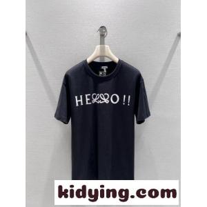 ロエベ スーパーコピー Tシャツ コピー ユニセックス 定番 合わせやすい コットン 半袖Tシャツ ブラックkid26qaqK9v