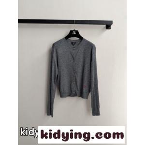 シンプル 合わせやすい シャネル スーパーコピー ニット コピー クルーネック カーディガンkid26WbWzyu