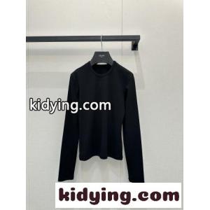 シンプル トリオンフ 長袖Tシャツ セリーヌ ブランド コピー Tシャツ コピー ブラックkid26OPzieC
