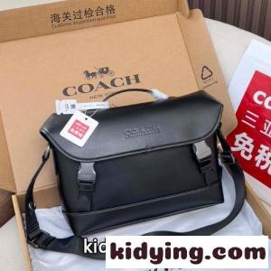 洗練された スタイリッシュ コーチ コピー バッグ スーパーコピー メッセンジャーバッグkid26HDCCWz