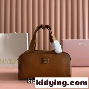 レザー トップハンドルバッグ ミュウミュウ コピー バッグ スーパーコピー レディースバッグ ブラウンkid26ja0jmy