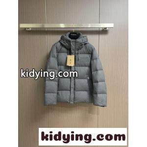 洗練された フーデッドダウンジャケット バーバリー スーパーコピー ダウンジャケット コピー グレーkid26ymiKPz