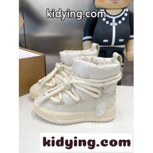 人気 おしゃれ moncler ブランド コピー Altive Mid スノーブーツ モンクレール ブランド コピー ブーツ スーパーコピー ホワイトkid26Gzi8fC