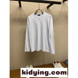 エルメネジルド・ゼニア Tシャツ 偽物 シンプル 合わせやすい コットン 長袖Tシャツkid26ieGrqq