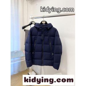 プラダ コピー ダウンジャケット 偽物 上品 洗練された フーデッドジャケット ネイビーkid26WbC4zm
