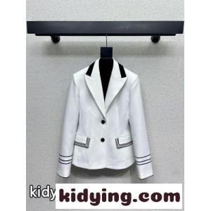 洗練された エレガント テーラードジャケット クリスチャン・ディオール スーパーコピー ジャケット コピー ホワイトkid26D41jOf