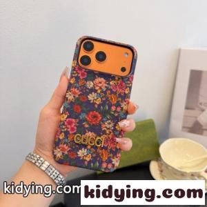 グッチ コピーブランド 携帯ケース 偽物 フローラル柄 iPhoneケース iPhone17 メタルロゴkid26aaOL1D