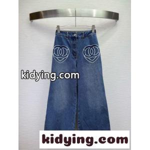 目を引く ワイド デニムパンツ シャネル コピー ジーンズ 偽物 合わせやすい レディースkid26qqiaeq