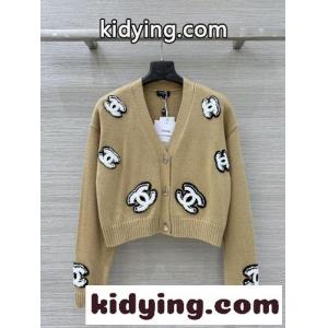 洗練された ショート丈 Vネックカーディガン シャネル スーパーコピー ニット コピー キャメルkid26Gf8TXn