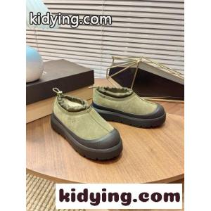合わせやすい カジュアル スエード スリッポン UGG アグ スーパーコピー レディース メンズkid26ymayua