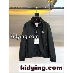 フード収納可能 モンクレール コピー ジャケット 偽物 メンズ ブルゾン ブラックkid26KfqO9n