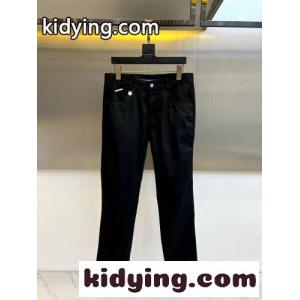 シンプル 上品 チノパンツ バーバリー コピー パンツ 偽物 上品 ズボン ブラックkid264D0X5z