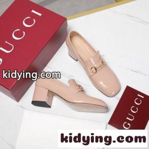 グッチ コピー スーパーコピー ホースビット付き ウィメンズ ローファーパンプス ピンクkid26eqqquC
