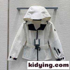 ベルト付き レディース マウンテンパーカー モンクレール コピーブランド ジャケット 偽物 ホワイトkid26bG9bOb