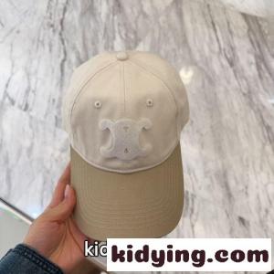 セリーヌ コピーブランド キャップ 偽物 おしゃれ 配色 トリオンフ ベースボールキャップkid26umSDWf