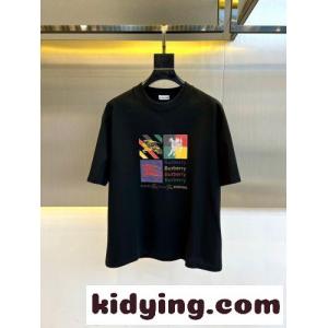 おしゃれ ロゴ入り 半袖Tシャツ バーバリー ブランド コピー Tシャツ 偽物 クルーネック ブラックkid264DWfuq