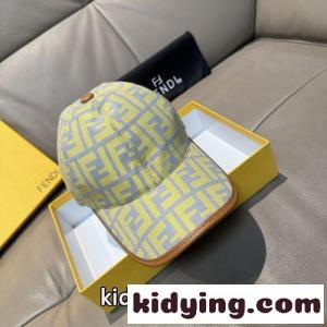 お洒落 上品 FF総柄 ベースボールキャップ フェンディ ブランド コピー キャップ 偽物kid26WzCqyy