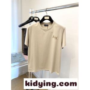 シンプル 洗練された ロゴ 半袖Tシャツ アルマーニ スーパーコピー Tシャツ 偽物 ベージュkid26yC8LDi