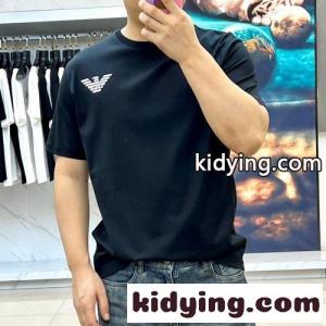 アルマーニ ブランド コピー Tシャツ 偽物 カジュアル リラックス クルーネック 半袖Tシャツ ブラックkid268L9nKr