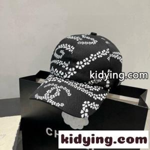 シャネル コピー 帽子 偽物 上品 お洒落 プリント ベースボールキャップ ブラックkid26DaWTfC