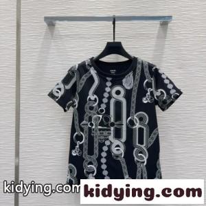 目を引く プリント 半袖Tシャツ エルメス ブランド コピー Tシャツ コピー コットン ブラックkid26KPH1zi