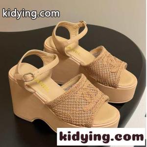 【上品で愛らしい足元】chanel スーパーコピー CCロゴ メッシュ厚底サンダル コピー キャメルkid26jqWvaC