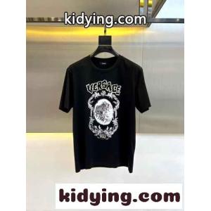 おしゃれ プリント クルーネック 半袖Tシャツ ヴェルサーチ コピーブランドェ Tシャツ コピー ブラックkid26KTbiOv