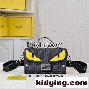 モンスターアイズ FF バゲットバッグ フェンディ コピー バッグ コピー ショルダーバッグ グレーkid268XnSDa