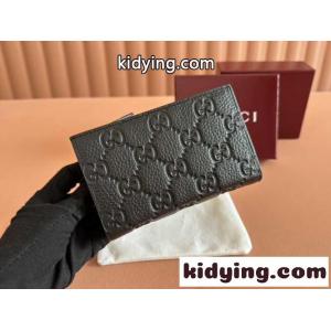 グッチ コピー 財布 スーパーコピー GGエンブレム ミディアムウォレット 815874kid2609vaSr