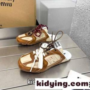 New Balance x miu miu スーパーコピー 530 SL ミュールスニーカースーパーコピー ブラウンkid26Ca4zae