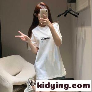 モンクレール コピーブランド Tシャツ コピー シンプル ロゴ入り コットン 半袖Tシャツ ユニセックス ホワイトkid26P9zq0n