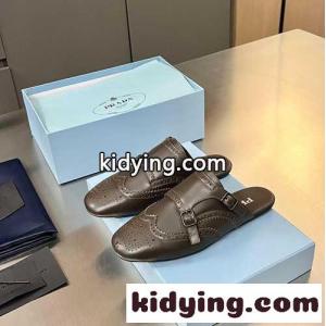 プラダ コピー シャッフル レザー ダブルモンクストラップミュール スーパーコピー ダークコーヒーkid26j0z41z