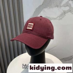 定番 お洒落 ロゴパッチ 帽子 ミュウミュウ コピーブランド キャップ 偽物 レッドkid26C0X9Di