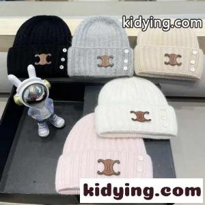 セリーヌ コピーブランド 帽子 偽物 合わせやすい ベーシック ロゴ入り ニットキャップkid2615bK1v