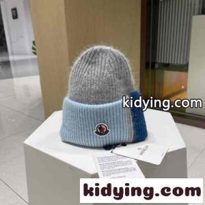 カジュアル 配色 ニットキャップ モンクレール コピー キャップ 偽物 ユニセックス グレーkid269DG1Xr