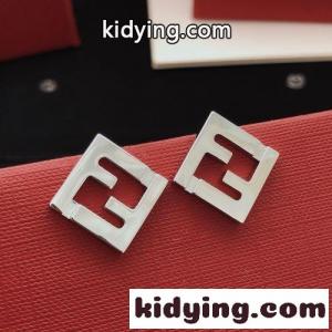 洗練された FF スタッズピアス フェンディ コピー イヤリング 偽物 合わせやすいkid2645bGzy