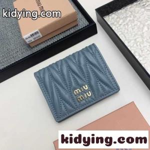 マテラッセ 小銭入れ付き 二つ折財布 ミュウミュウ コピー 財布 コピー ブルーkid26G9H5rm